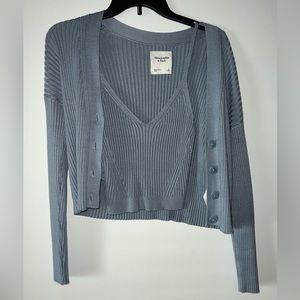 Abercrombie Cropped Sweater set